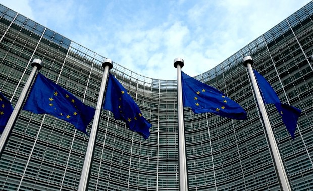 Skandal z Węgrami w tle. Komisja Europejska na celowniku szpiegów