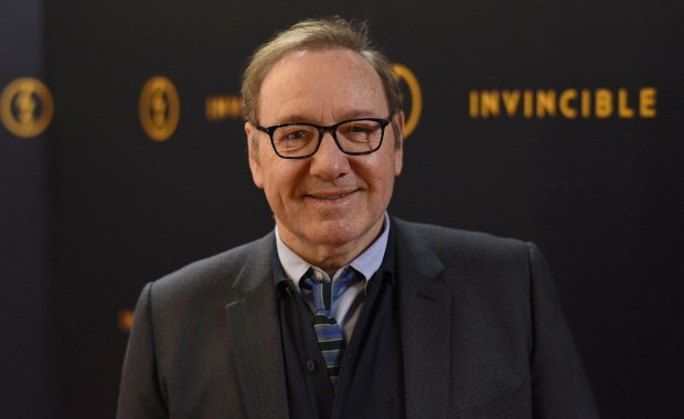 Skandaliczne oskarżenia, a teraz nagroda. Kevin Spacey w Cannes