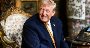 Skandaliczny wpis Trumpa. Obama i jego żona jako małpy