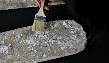 Skanowali dno pod wielką inwestycję. Odkryli wrak i wydobyli ładunek