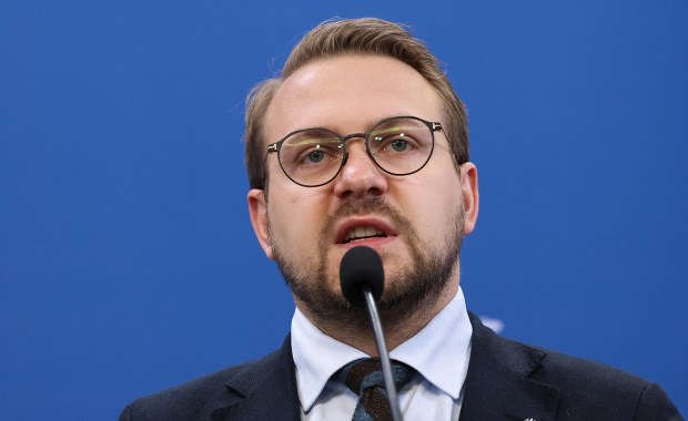 Skarga na zachowanie Ozdoby w PE. "On właśnie zachrumkał jak świnia"