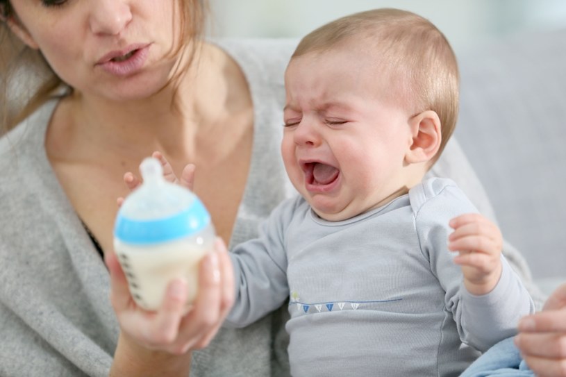 Skaza białkowa utrudnia poważnie pierwsze miesiące życia dziecka /123RF/PICSEL