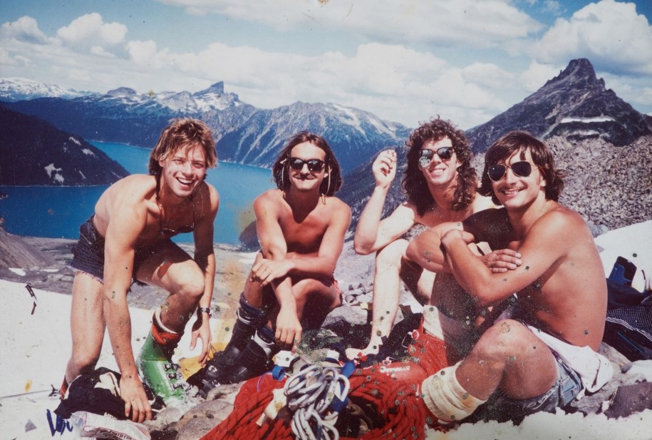 Ski bum, podobnie jak wspinaczkowy dirt bag, nie dba o nic poza swoją pasją, przygodami i relacjami z innymi ski bumami /Peter "Peru" Chrzanowski /Archiwum prywatne