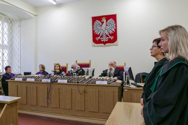 Skład sędziowski był przekonany o winie policjanta /Dominik Gajda /PAP