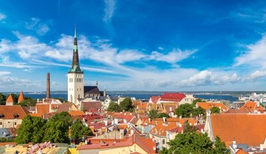 Składa się z 1500 wysp, a jest 7 razy mniejsza od Polski. Z Warszawy dolecisz w 1,5 godziny 