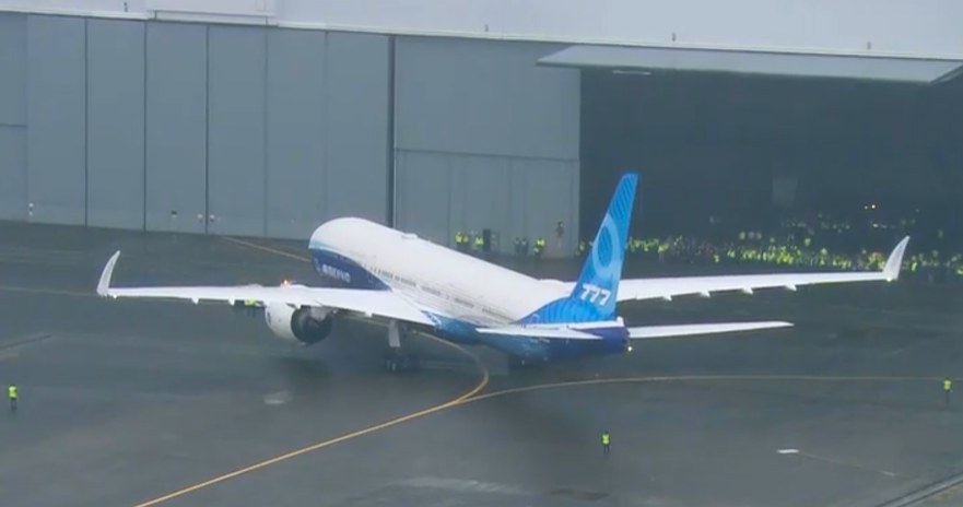 Składane końcówki skrzydeł staną się "znakiem rozpoznawczym" najnowszego dziecka Boeinga /foto: Boeing /domena publiczna