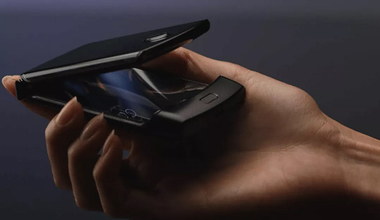 ​Składany smartfon Motorola RAZR coraz bliżej