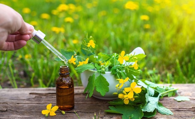 Składnik suplementów diety uszkadza wątrobę? Ministerstwo Zdrowia podejmuje kroki