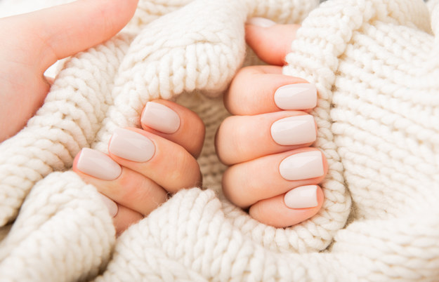 Składniki, które wzmocnią twoją skórę i paznokcie zimą!
