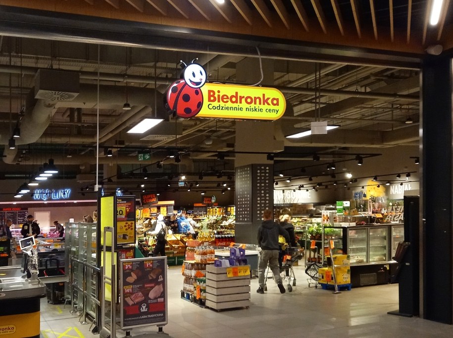 Sklep Biedronka /Shutterstock