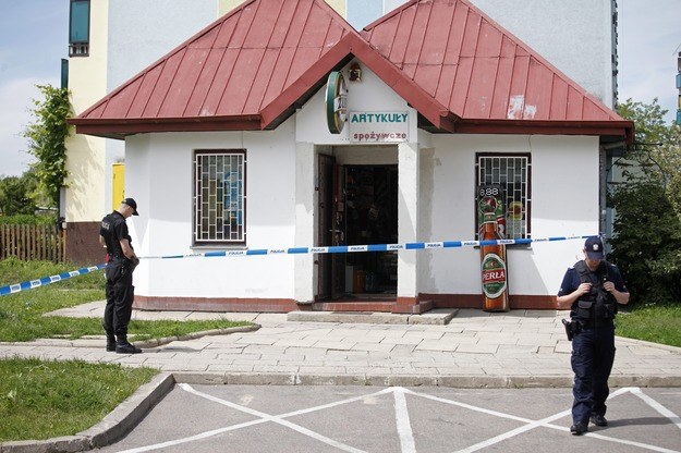 Sklep, w którym doszło do zabójstwa /Artur Reszko /PAP