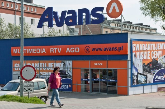 Sklepy sieci Avans składają wniosek o upadłość /Lech Muszyński /PAP