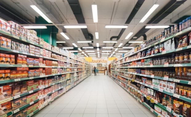 Sklepy w Wigilię i przed świętami. Do której będą otwarte?