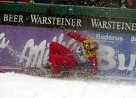 Skoczkowie w Oberstdorfie mieli trudne warunki