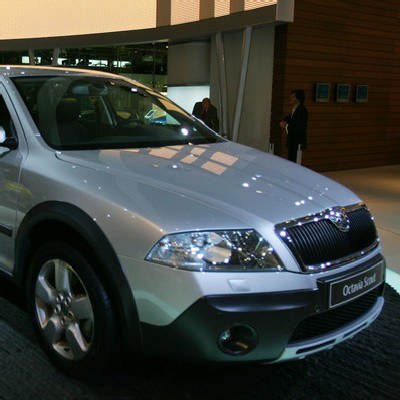 Škoda Auto miała w pierwszym półroczu zysk 2,7 mld koron /AFP