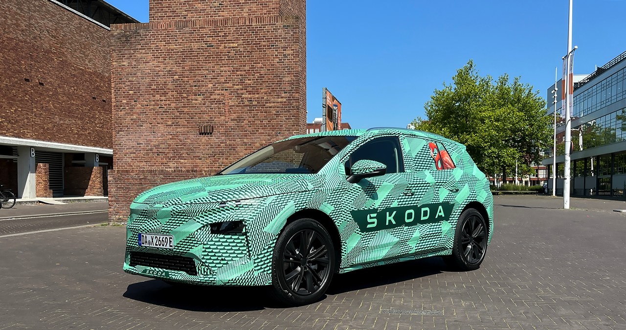 Skoda Elroq w kamuflażu. /Krzysztof Mocek