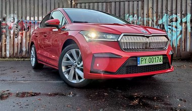 Skoda Enyaq Coupe iV. Ma podświetlany grill i dwa mankamenty