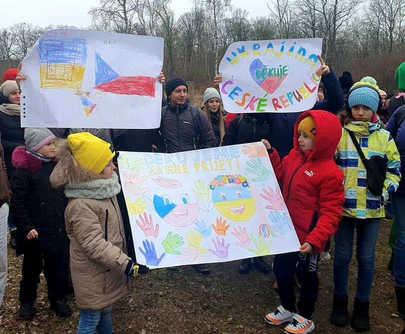 Skoda przekazała duże kwoty na pomoc czeskim miastom, które przyjęły uchodźców z Ukrainy /Informacja prasowa