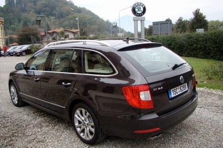 Skoda superb combi /INTERIA.PL