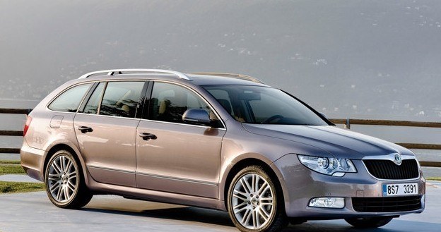 Skoda superb combi /Informacja prasowa