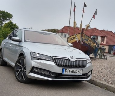 Skoda Superb iV. Hybryda nie tylko do miasta? 