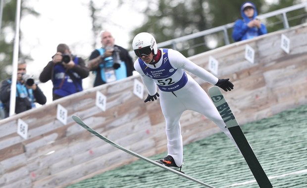 Skoki narciarskie na IE 2023: Złoto dla Tschofeniga, Polacy bez medali