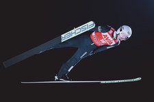 Skoki narciarskie - PŚ w Niżnym Tagile. Zwycięstwo Graneruda i katastrofa Eisenbichlera. Johansson pobił rekord skoczni