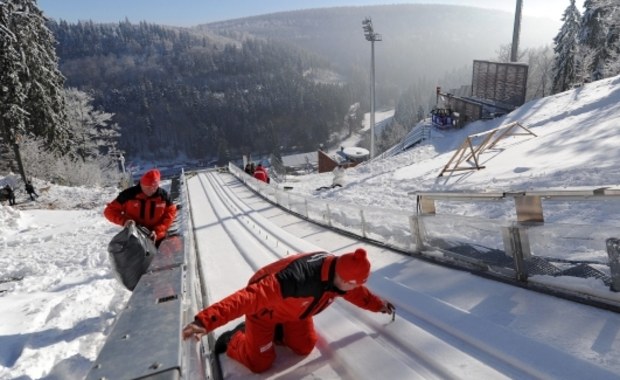 Skoki narciarskie: Sześciu Polaków w konkursie w Willingen 