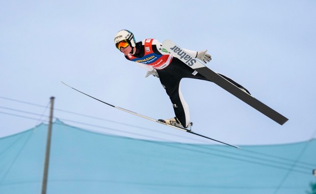 Skoki narciarskie: Upadek Prevca na "mamucie", Zniszczoł dziesiąty