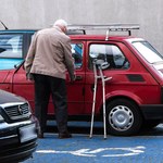 Skończyłeś 70 lat? Idź się zbadać albo oddaj prawo jazdy. Nowe plany UE