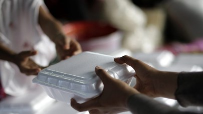 Skonfiskowali mięso. Miało 40 lat 