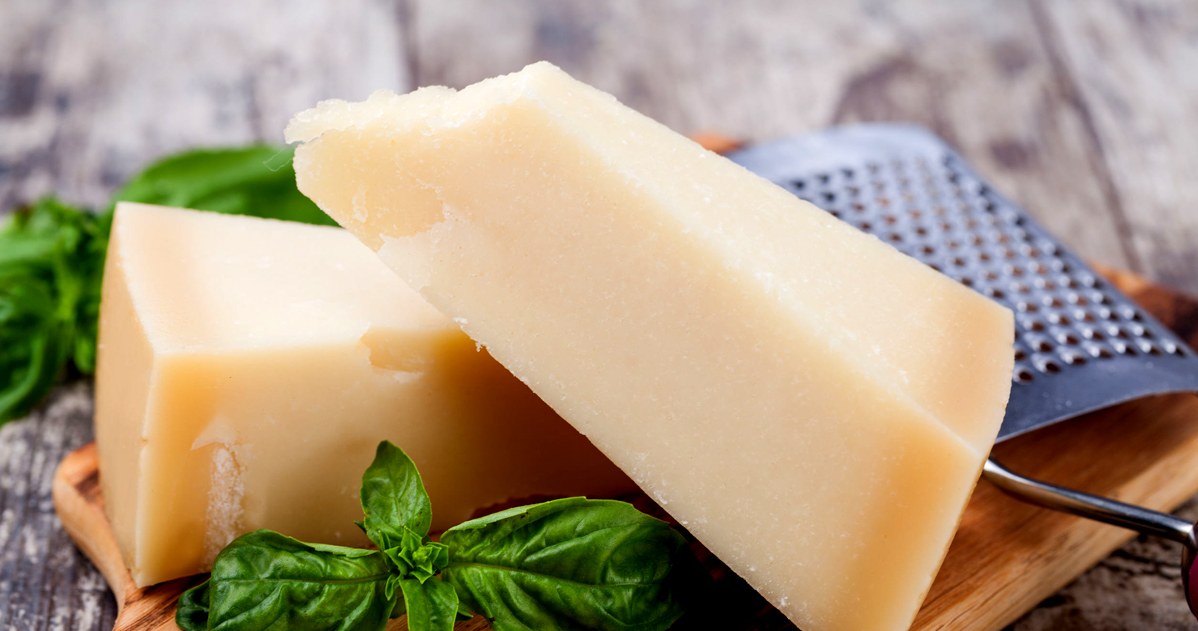 Skórka parmezanu wzbogaci smak rosołu