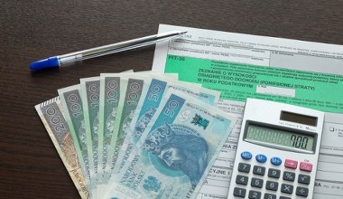 Skorzystali z popularnej ulgi i mają problem. Nawet 17 tys. zł do zwrotu skarbówce