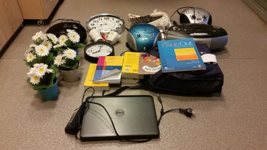 Skradzione przez nauczyciela przedmioty /Komenda Stołeczna Policji w Warszawie /Policja