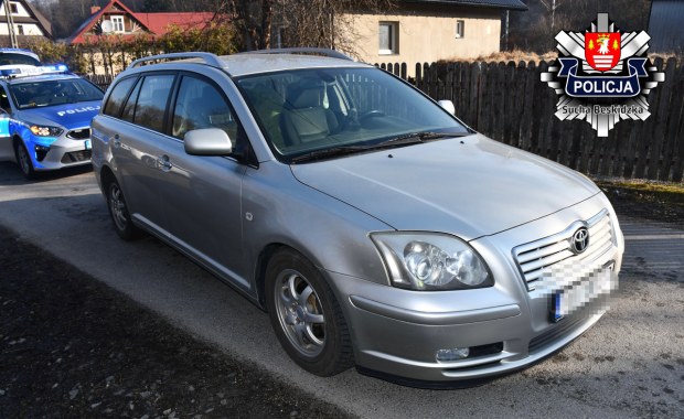 Skrajna nieodpowiedzialność. Pijany ojciec z rocznym dzieckiem w aucie uciekał przed policją