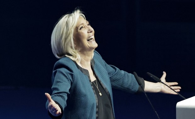 Skrajna prawica idzie po władzę we Francji? Sondaże nie pozostawiają złudzeń