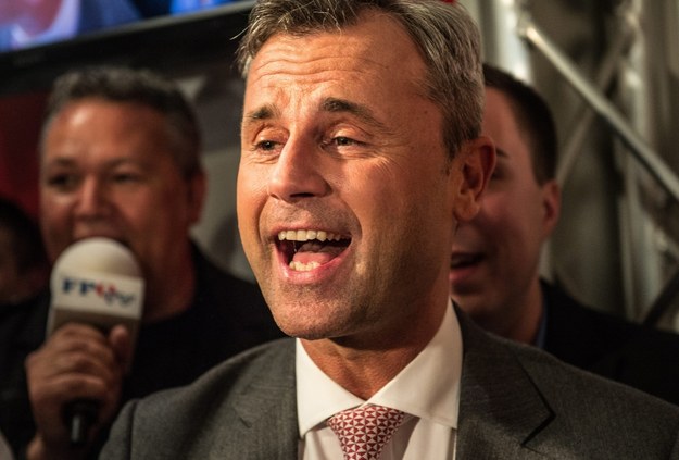 Skrajnie prawicowy Norbert Hofer /FILIP SINGER /PAP/EPA