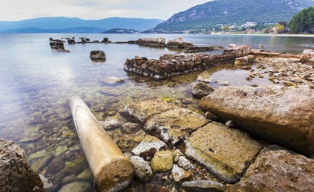 Skrajny deficyt wody w Grecji. Państwo inwestuje miliardy, aby ratować Ateny i wyspy