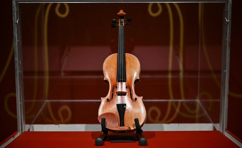 Skrzypce Joachim-Ma Stradivarius /ANGELA WEISS/AFP /East News
