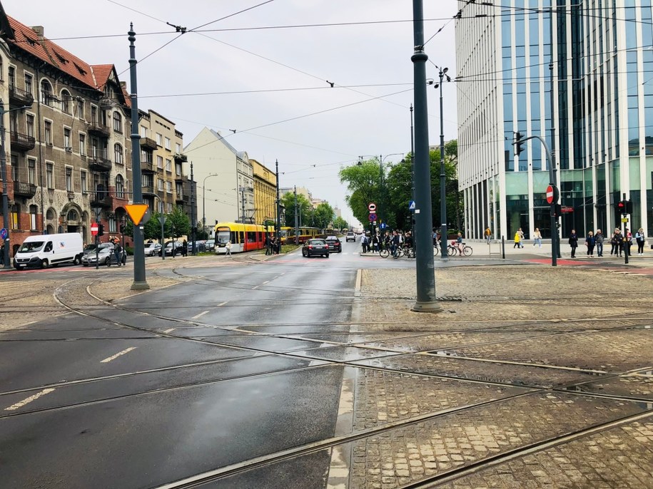 Skrzyżowanie Al. Mickiewicza i ul. Kościuszki w Łodzi /Agnieszka Wyderka /RMF FM