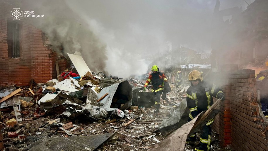 Skutaki ataku Rosji na Kijów, 22 lutego 2026 /Państwowa Służba Ratownicza Ukrainy  /
