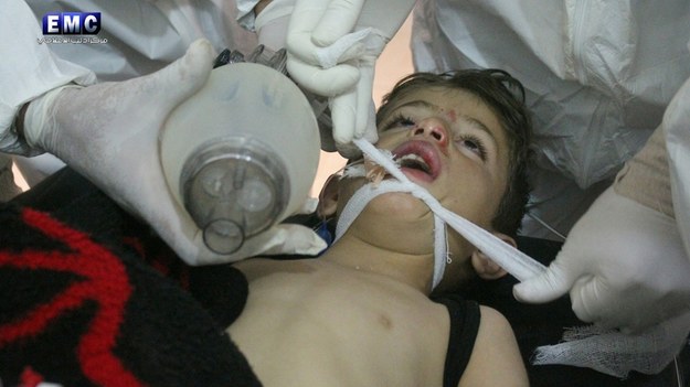 Skutki ataku gazowego w Syrii /IDLIB  /PAP/EPA