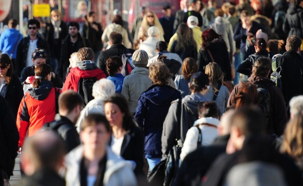 Skutki ograniczenia jawności. "Obywatel bez dostępu do informacji o władzy, staje się poddanym"