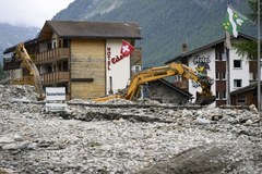 Skutki powodzi w południowej Szwajcarii