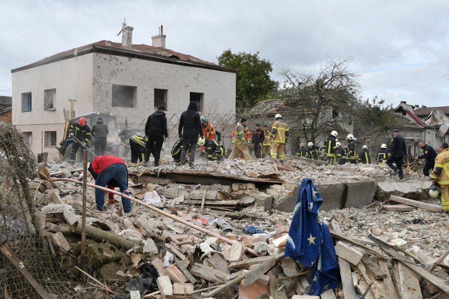 Skutki rosyjskiego ataku powietrznego w obwodzie lwowskim /MYKOLA TYS /PAP/EPA