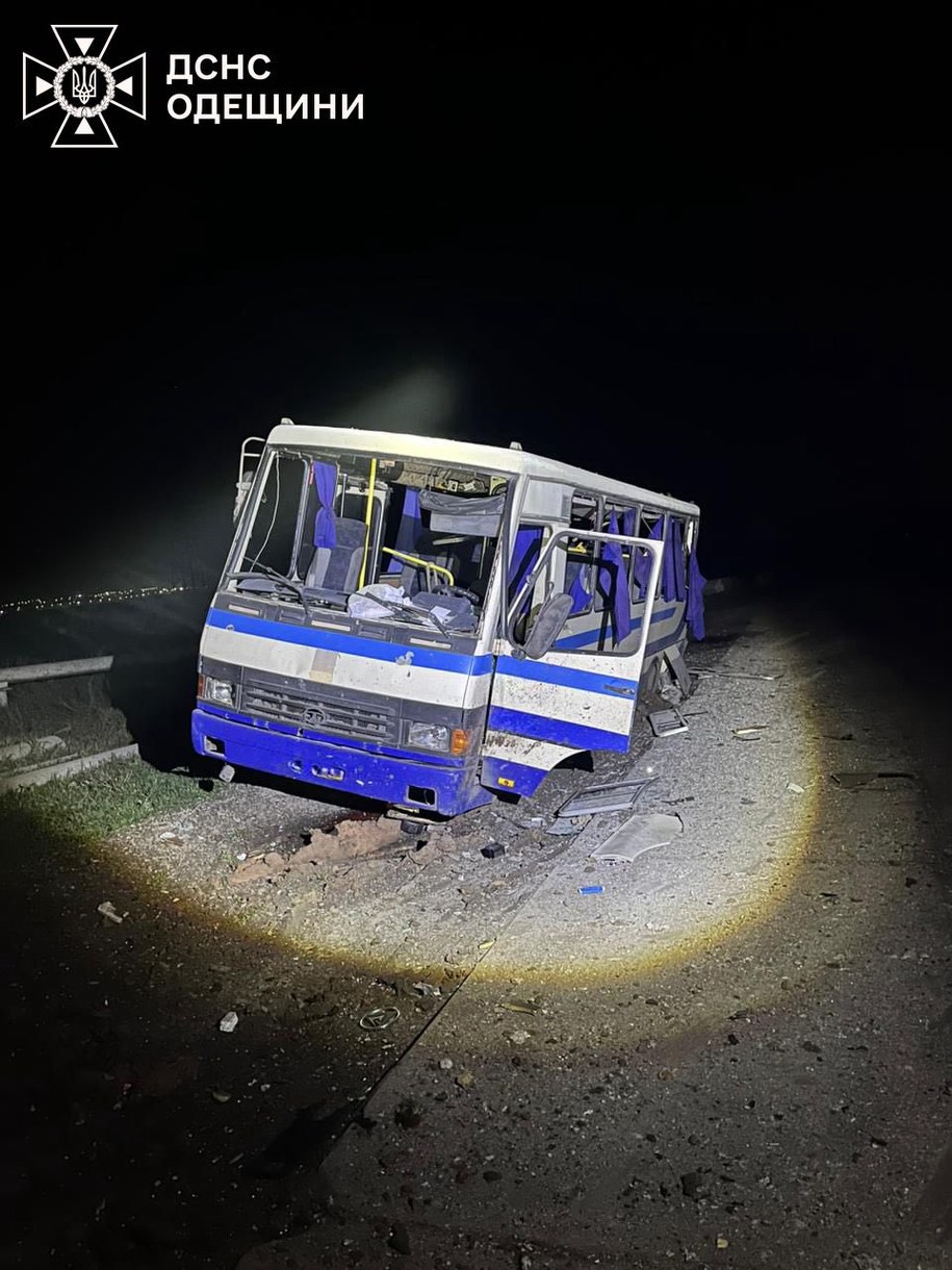 Skutki rosyjskiego uderzenia w Odessę w nocy z 19 na 20 grudnia 2025 /Państwowa Służba Ratownicza Ukrainy /Materiały prasowe