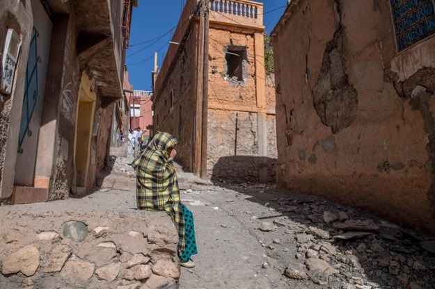 Skutki trzęsienia ziemi w Maroku /Jalal Morchidi /PAP/EPA