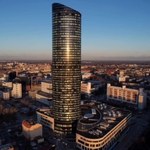 Sky Tower. Ciekawostki o jednym z największych drapaczy chmur w Polsce