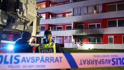 Ślady po kulach na autach. Dwóch mężczyzn zabitych na parkingu