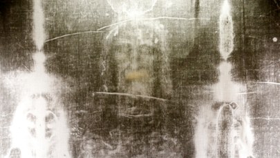 Ślady zwierząt i roślin odkryte na Całunie Turyńskim. To nie wszystko